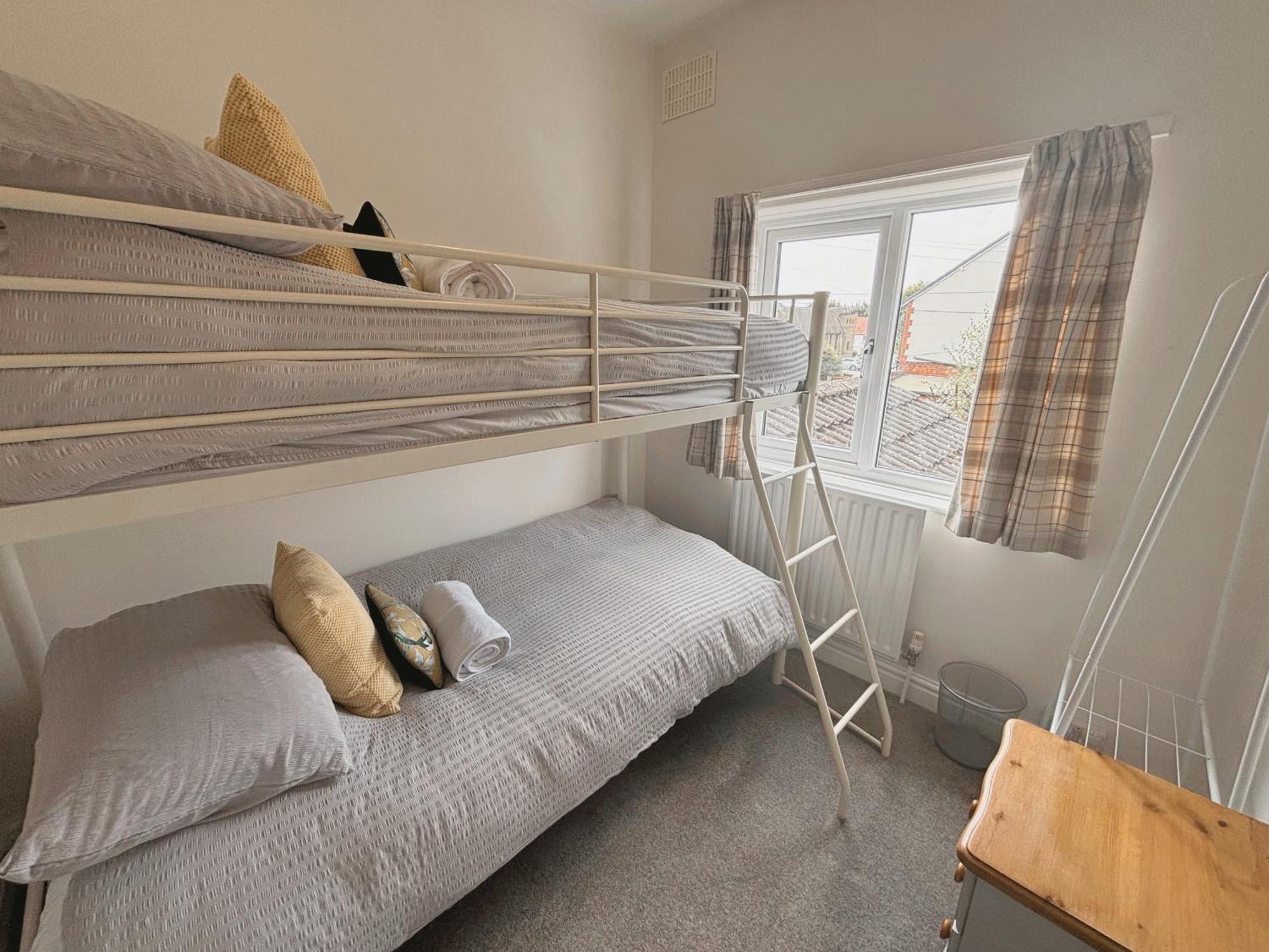Number Seven Hornsea Pet Friendly Holiday Home Екстер'єр фото